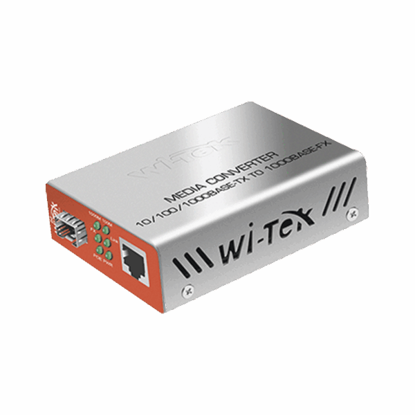 Convertidos de medios / 1 puerto RJ45 100/1000 Mbps PoE Out 802.3af/at / 1 SFP 1000Mbps / hasta 25 Km