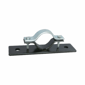 Abrazadera Doble Omega, fabricada en Acero para instalación de mástil de 2″ en muros verticales