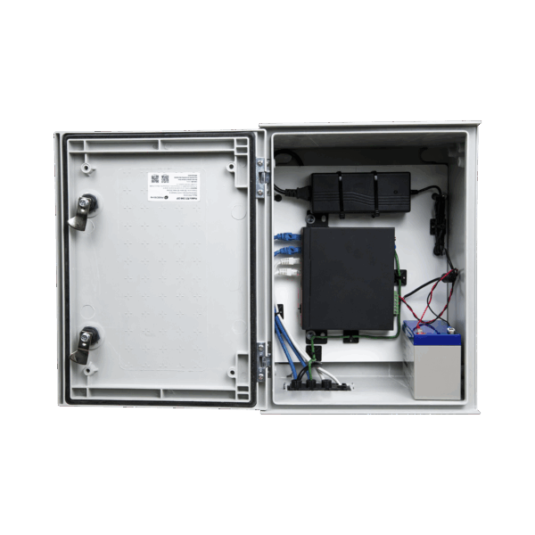 KIT de Gabinete de Poliéster (300 x 400 x 200 mm) + Controlador de Carga con Switch PoE (5) + Batería de 12V 7Ah