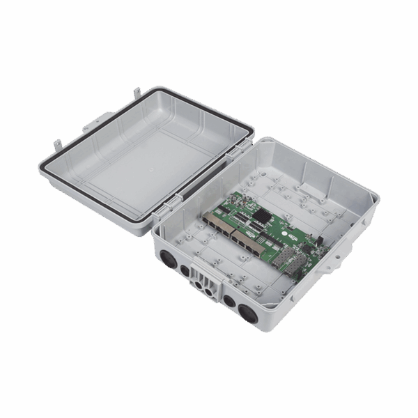 Switch WISP/FTTx con 7 puertos PoE inverso de 24V Pasivo (PoE in), 1 puerto PoE out de 24V + 2 SFP, Integrado con Gabinete NEMA IP67 para exterior